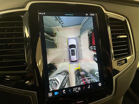 Volvo XC90 20 of 29