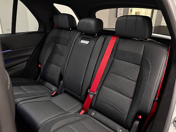 Mercedes-Benz GLE350 de 10 of 13