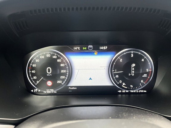 Volvo XC60 15 of 20