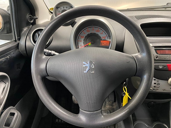 Peugeot 107 10 of 11