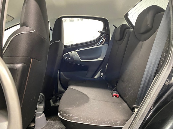 Peugeot 107 9 of 11
