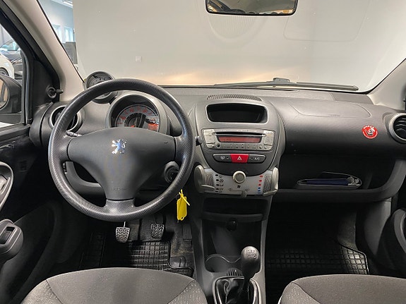 Peugeot 107 11 of 11