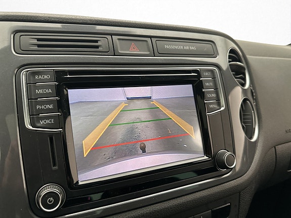 Volkswagen Tiguan 19 of 26