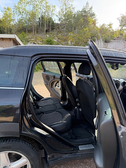 MINI Countryman Cooper S 7 of 13