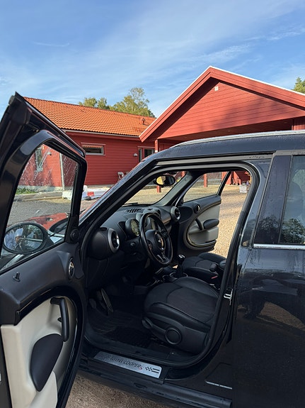 MINI Countryman Cooper S 6 of 13