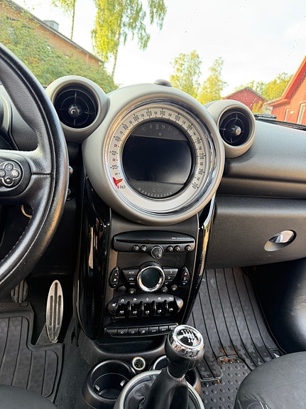MINI Countryman Cooper S 9 of 13