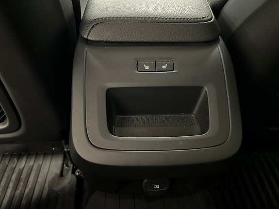 Volvo V60 Cross Country 17 of 23