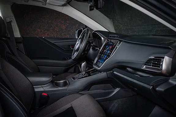 Subaru Outback 25 of 29