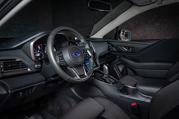 Subaru Outback 17 of 29