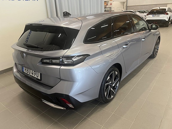 Peugeot 308 SW 5 of 12