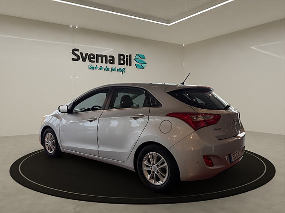 Hyundai i30 4 of 13