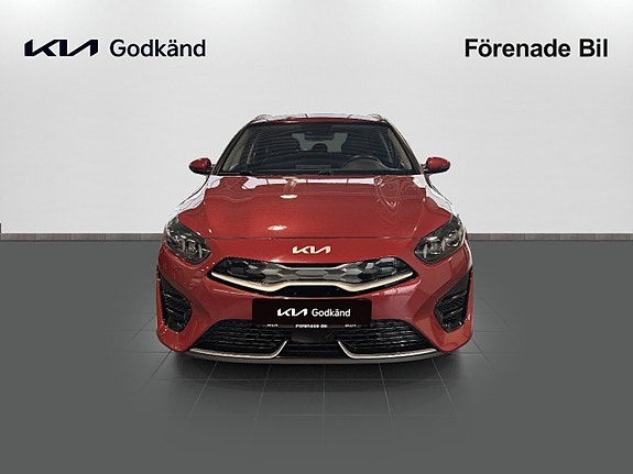 Kia Ceed 2 of 15