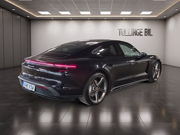Porsche Taycan 4S 5 of 26