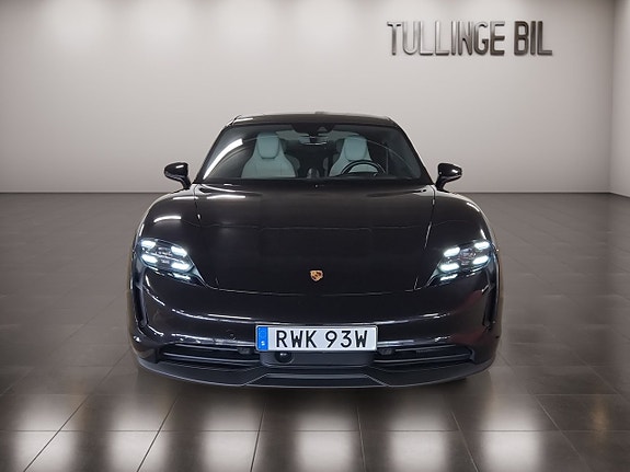 Porsche Taycan 4S 8 of 26
