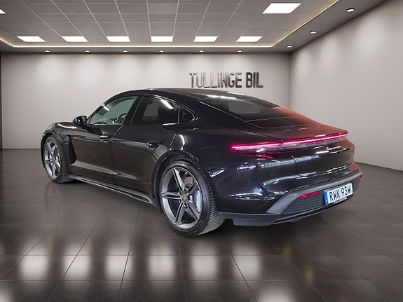 Porsche Taycan 4S 3 of 26
