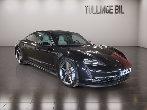 Porsche Taycan 4S 7 of 26