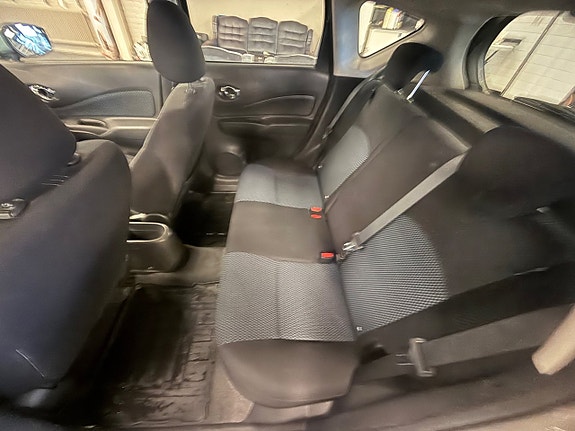 Nissan Note 9 of 15