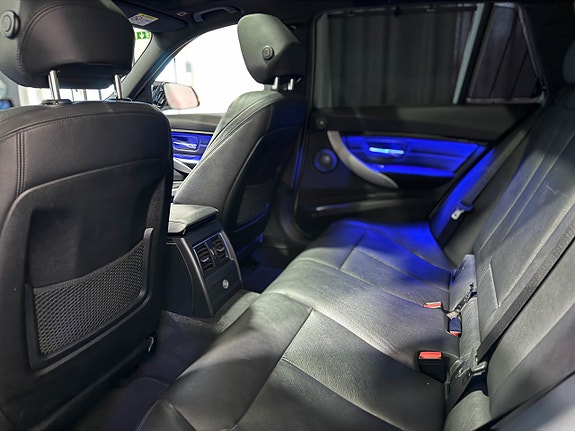 BMW 340i 19 of 30