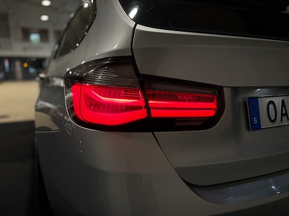 BMW 340i 23 of 30