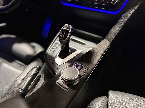BMW 340i 16 of 30