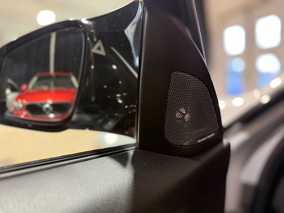 BMW 340i 7 of 30