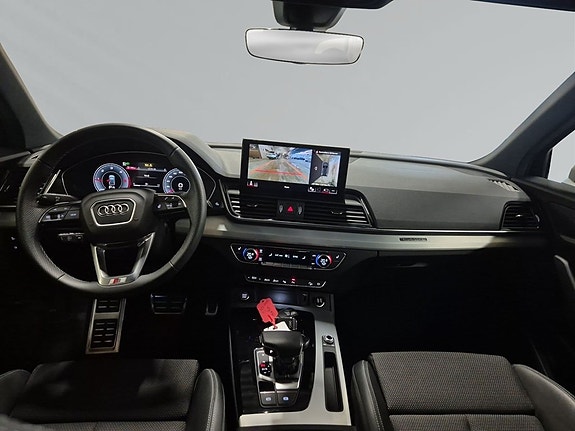 Audi Q5 7 of 9