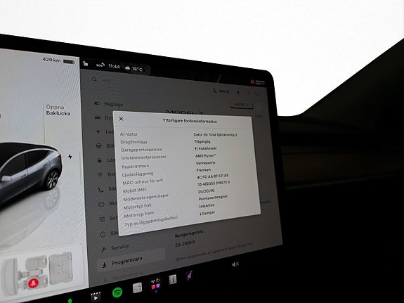 Tesla Model Y 19 of 30