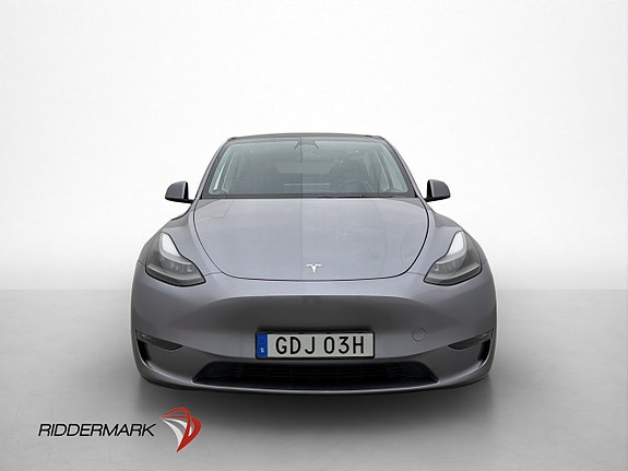 Tesla Model Y 3 of 30