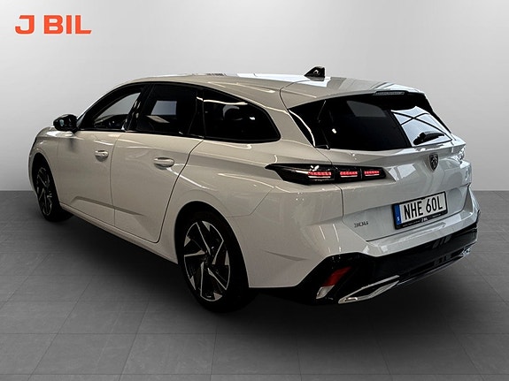 Peugeot 308 SW 3 of 15