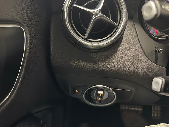 Mercedes-Benz CLA220 20 of 20