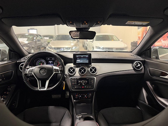 Mercedes-Benz CLA220 10 of 20