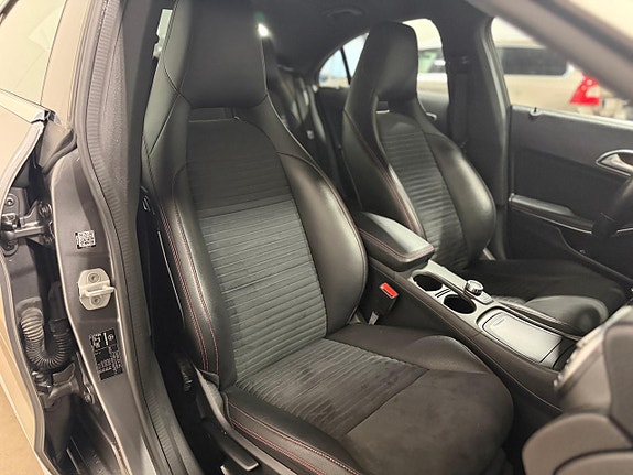 Mercedes-Benz CLA220 14 of 20