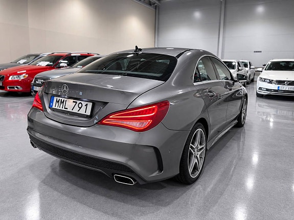 Mercedes-Benz CLA220 7 of 20