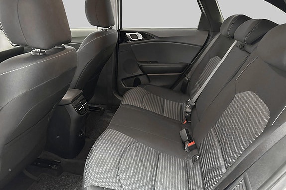 Kia Ceed 9 of 20