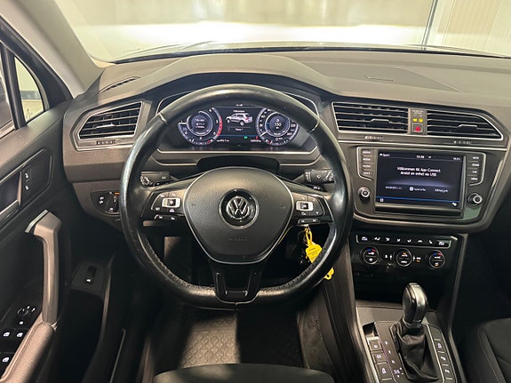 Volkswagen Tiguan 10 of 20