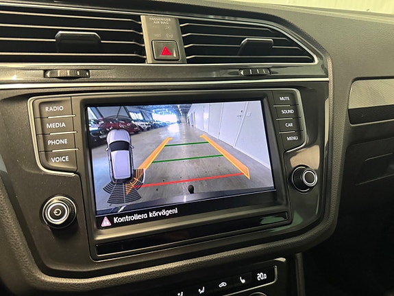 Volkswagen Tiguan 15 of 20