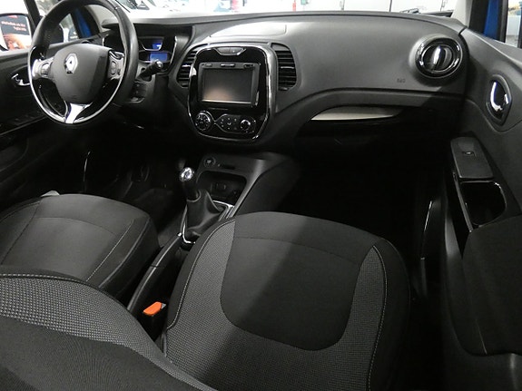 Renault Captur 13 of 16