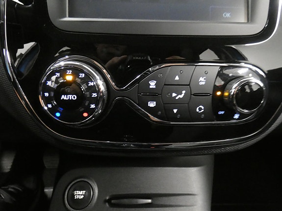 Renault Captur 9 of 16