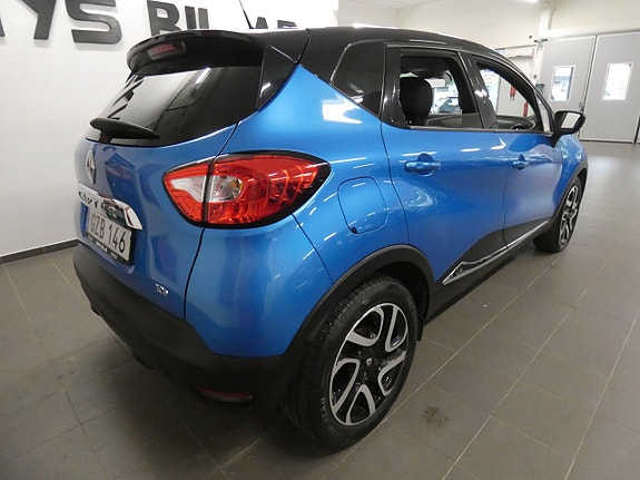 Renault Captur 5 of 16
