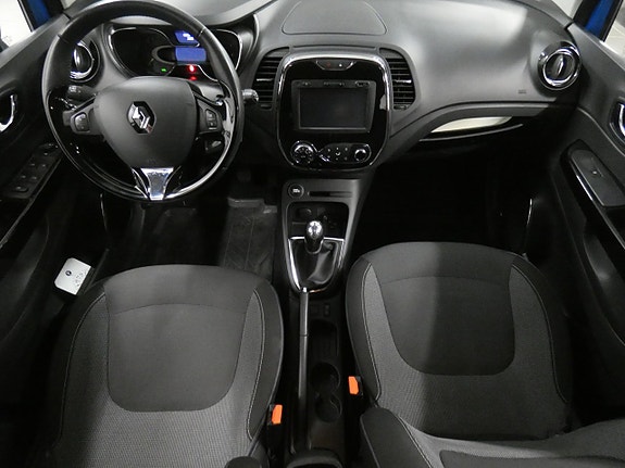 Renault Captur 12 of 16
