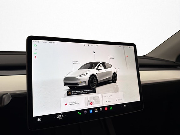 Tesla Model Y 19 of 30
