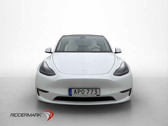 Tesla Model Y 3 of 30