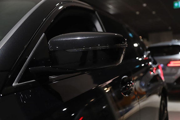 BMW 330e 4 of 12