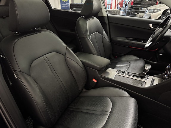 Kia Optima 18 of 23