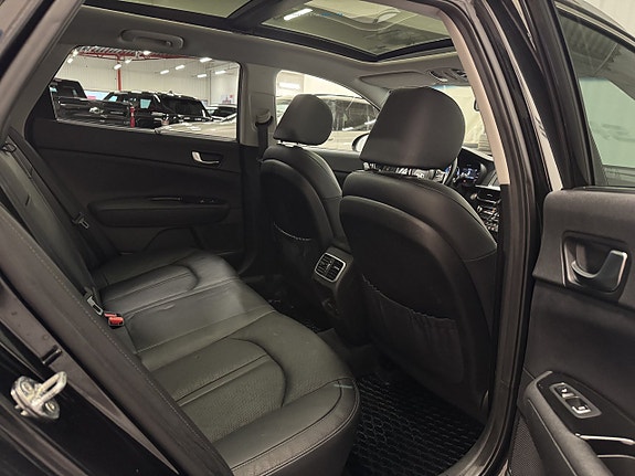 Kia Optima 15 of 23