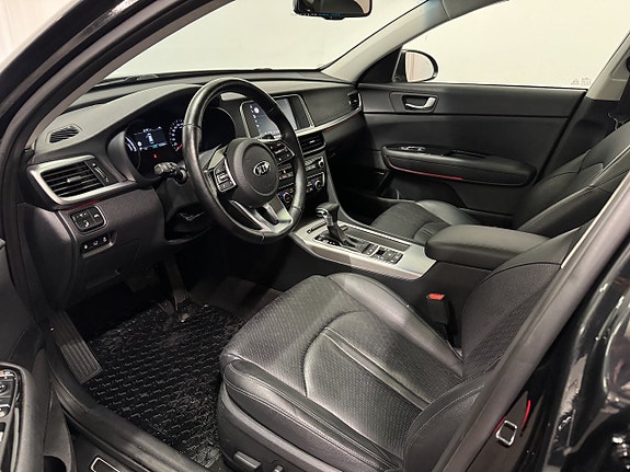 Kia Optima 5 of 24