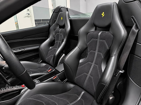Ferrari 488 10 of 17