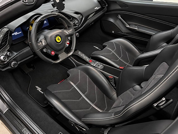 Ferrari 488 8 of 17
