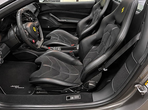 Ferrari 488 9 of 17