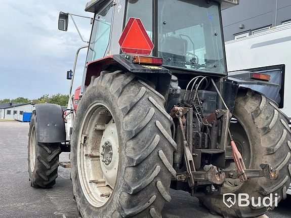 Traktor Massey Fergusson 3070 4WD 3070 4Wd -1990 via auktion 4 of 27